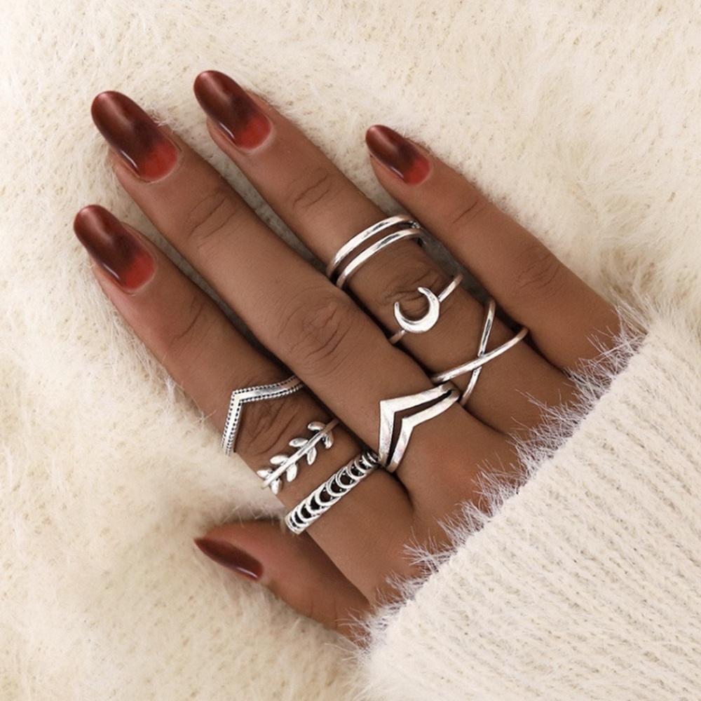 NWT🎉 7pcs Vintage Knuckle Rings Set